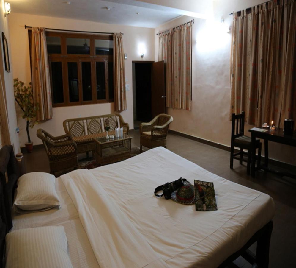 Kanha Village Eco Resort Exteriör bild